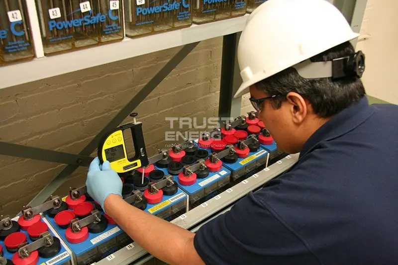 Техническое обслуживание ИБП в Омске Техническое обслуживание ИБП в Омске